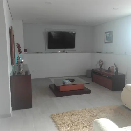 Casa De Ferias 招待所 阿尔库什迪瓦尔德维什